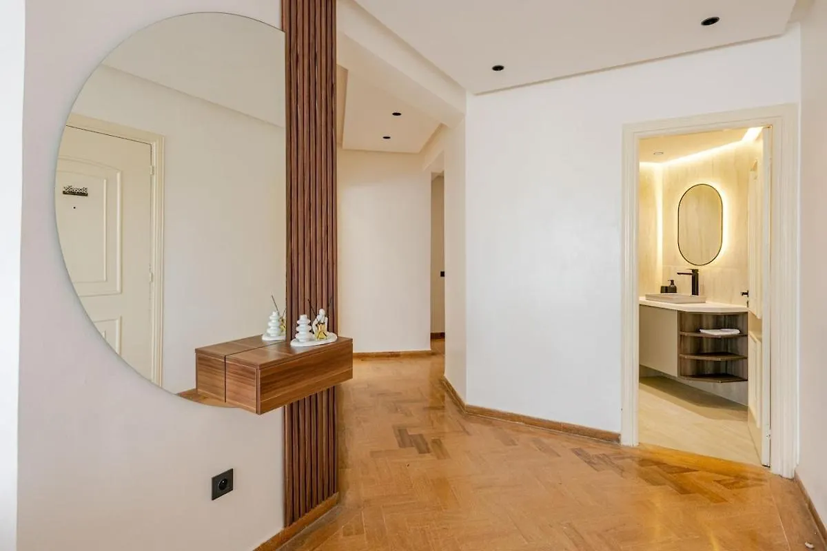 Luxury Central Apartment Not Overlooked Casablanca