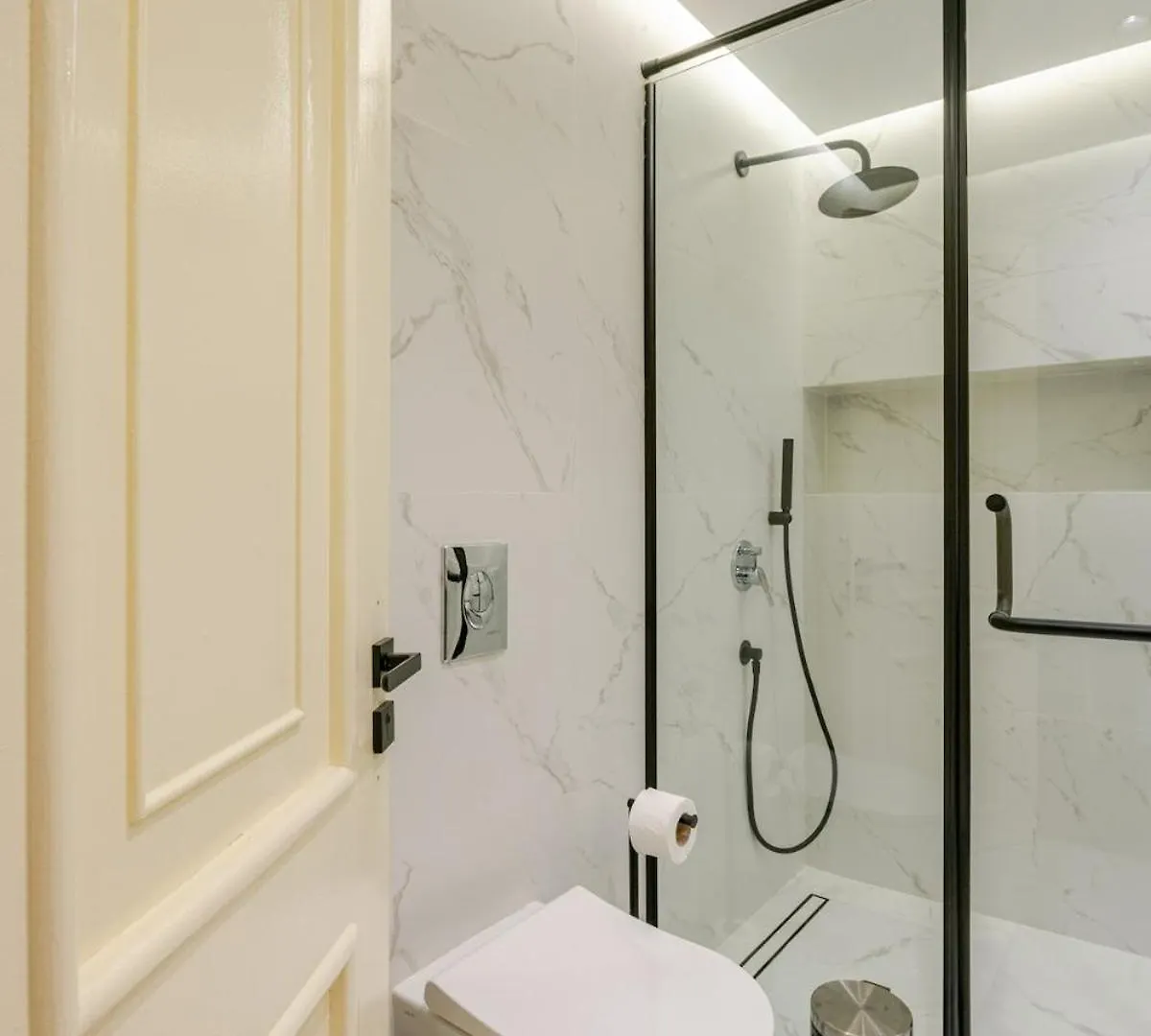 Luxury Central Apartment Not Overlooked Casablanca